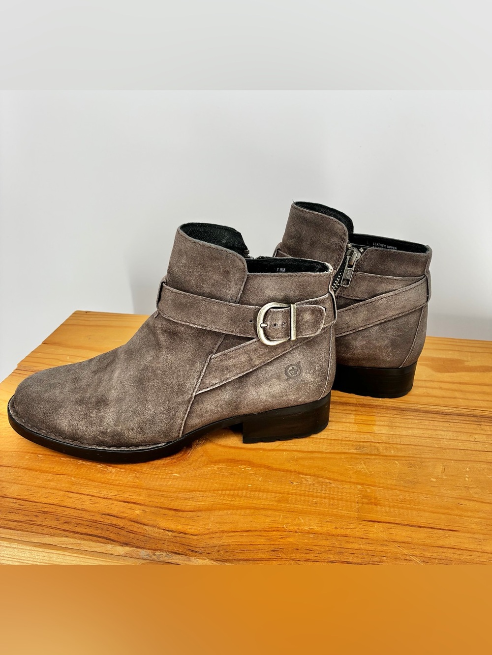 Born Jorgette Gray Nubuck Leather Buckle Ankle Booties Size 7.5 - Picture 8 of 14